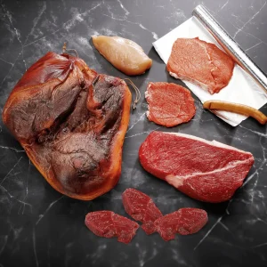 Fleisch & Wurst^DecoWoerner Ammerländer Katenschinken Lebensmittel-Attrappe, 30 Cm rot
