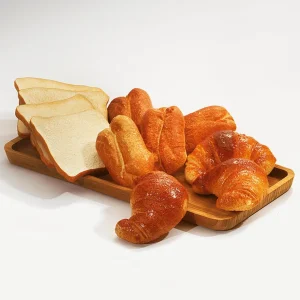 Brot & Kuchen^DecoWoerner Croissant Lebensmittel-Attrappe, 3 Stück braun