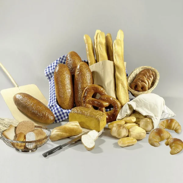 Brot & Kuchen^DecoWoerner Croissant Lebensmittel-Attrappe, 3 Stück braun