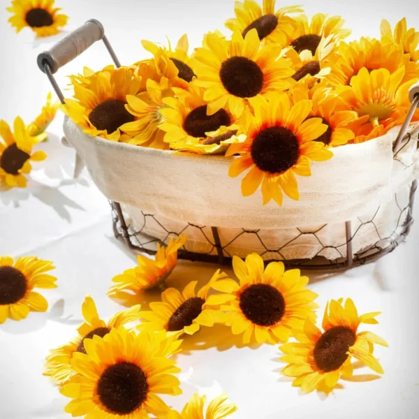 Streudeko | Herbstdeko^DecoWoerner Dekoblüten Sonnenblumen, Pack à 24 Stück gelb