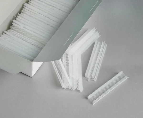 Preisauszeichnung^DecoWoerner Heftfäden Standard 12 Mm Lang weiß