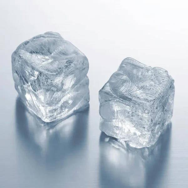 Streudeko | Winterdeko^DecoWoerner Kunststoff-Eiswürfel Lebensmittelecht, 12 Stück transparent