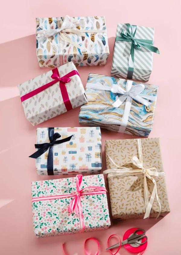 Geschenkpapier | Go Green - Nachhaltige Geschenkverpackung^DecoWoerner Nachhaltiges, Marmoriertes Geschenkpapier In Blau & Gold – 50 M Geschenkpapier-Rolle mehrfarbig
