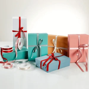 Geschenkband^DecoWoerner Satinband Glitter, 25 Mm, 20 M, rot