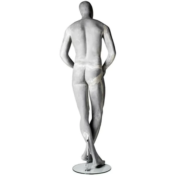 Schaufensterpuppen^DecoWoerner Schaufensterpuppe Mann SCULPTURE Bein überkreuzt Beton-Optik mehrfarbig