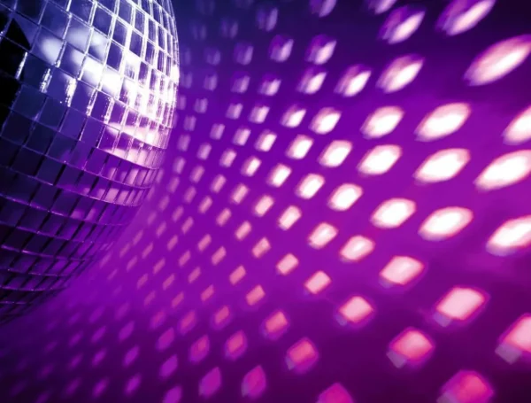 Xxl-Banner | Themen-Banner^DecoWoerner XXL-Planenbanner "Lila Disco-Spiegelkugel" Aus Schwer Entflammbarer LKW-Plane 250 X 330 Cm violett
